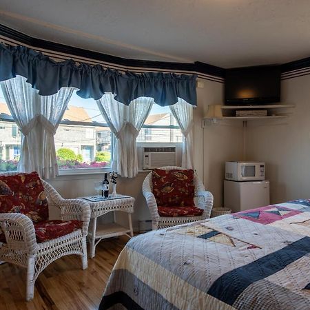 A Cape Cod Ocean Manor Inn ไฮยานนิส ภายนอก รูปภาพ