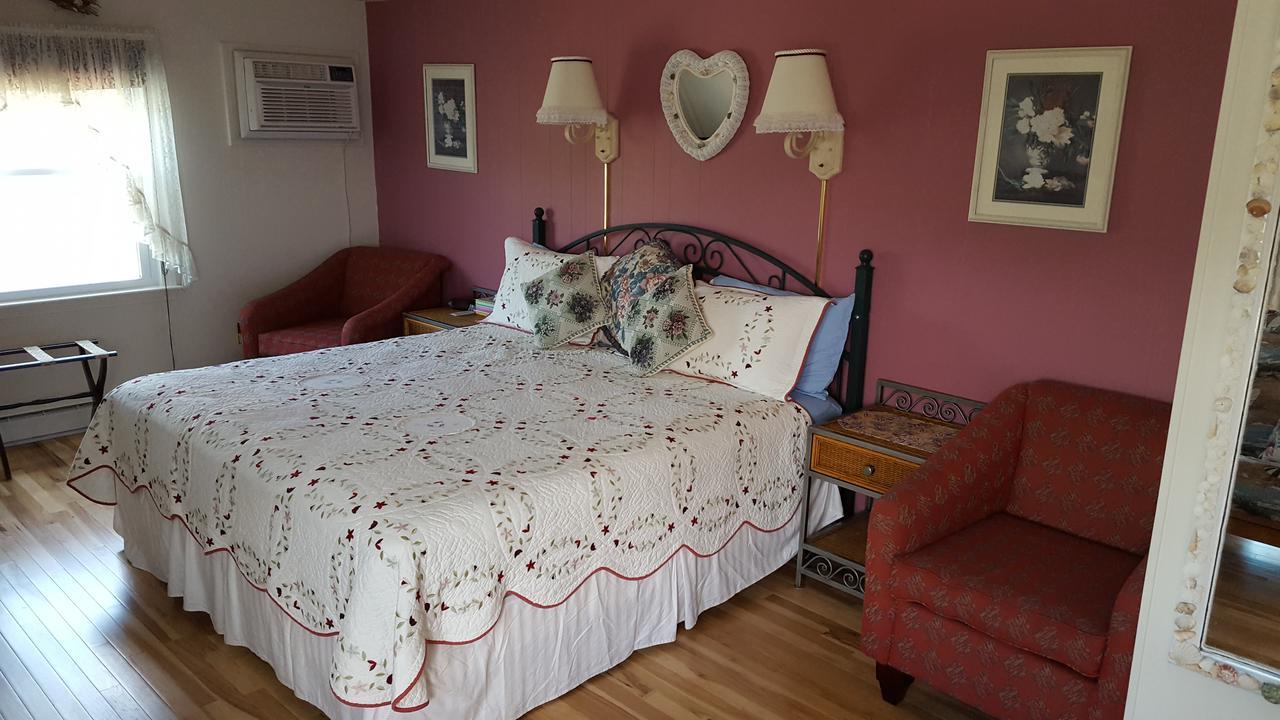 A Cape Cod Ocean Manor Inn ไฮยานนิส ภายนอก รูปภาพ